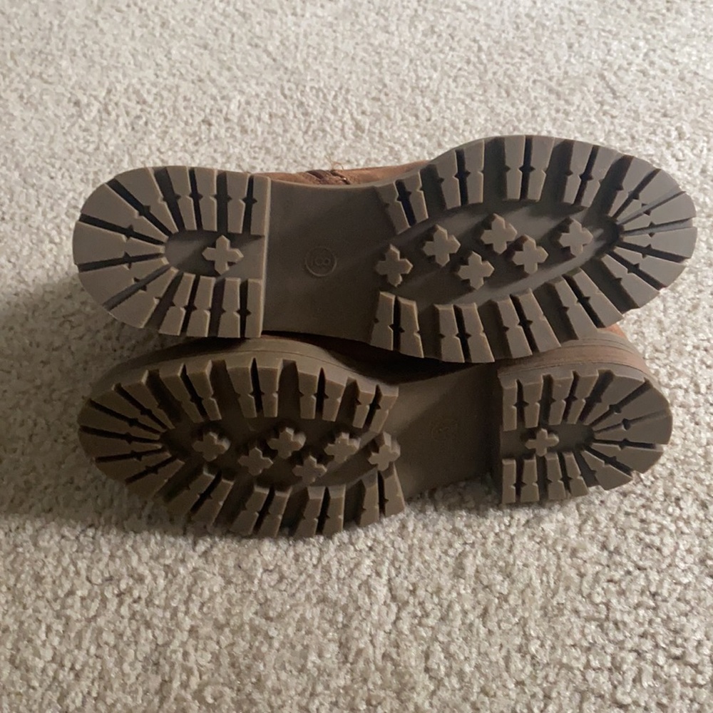 NEW Booties - Picture 4 of 4